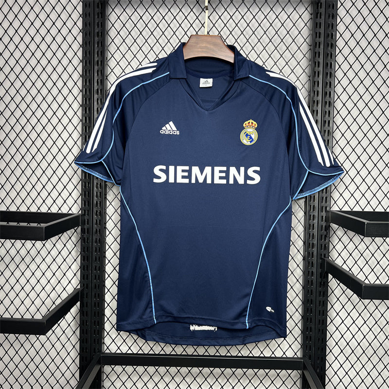 CAMISETA REAL MADRID 2005/06 RETRO VISITA HOMBRE (VERSIÓN FAN)