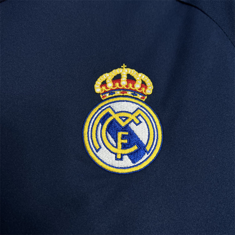 CAMISETA REAL MADRID 2005/06 RETRO VISITA HOMBRE (VERSIÓN FAN)