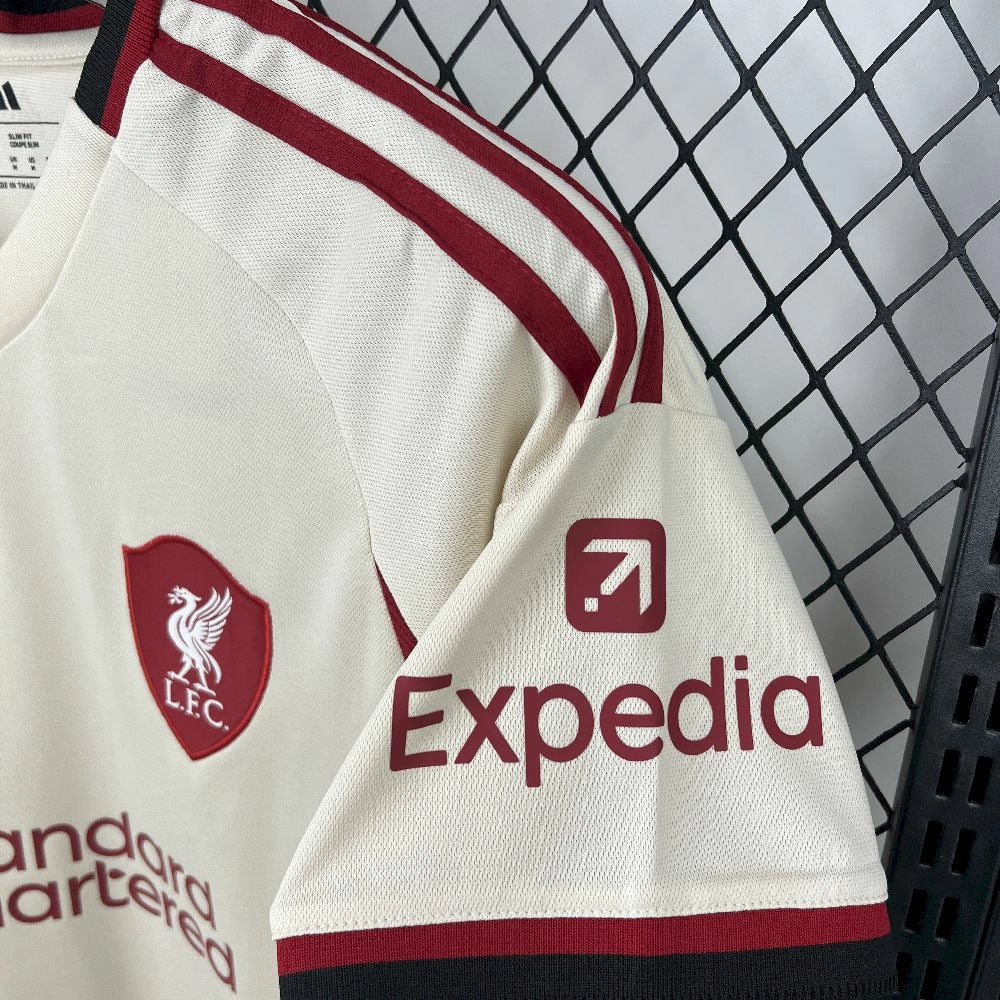 CAMISETA LIVERPOOL 2025/26 VISITA HOMBRE (VERSIÓN FAN)