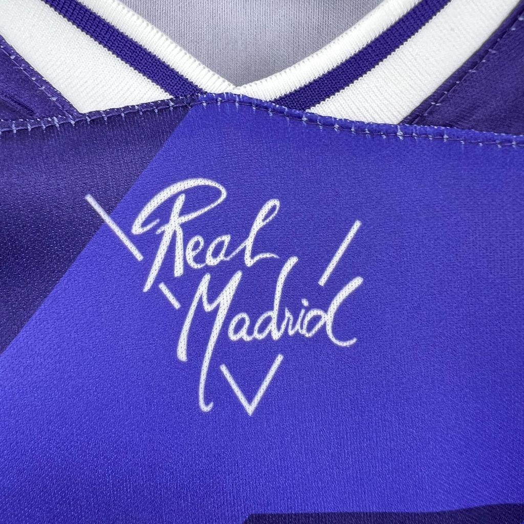 CAMISETA REAL MADRID 1994/96 RETRO VISITA HOMBRE (VERSIÓN FAN)