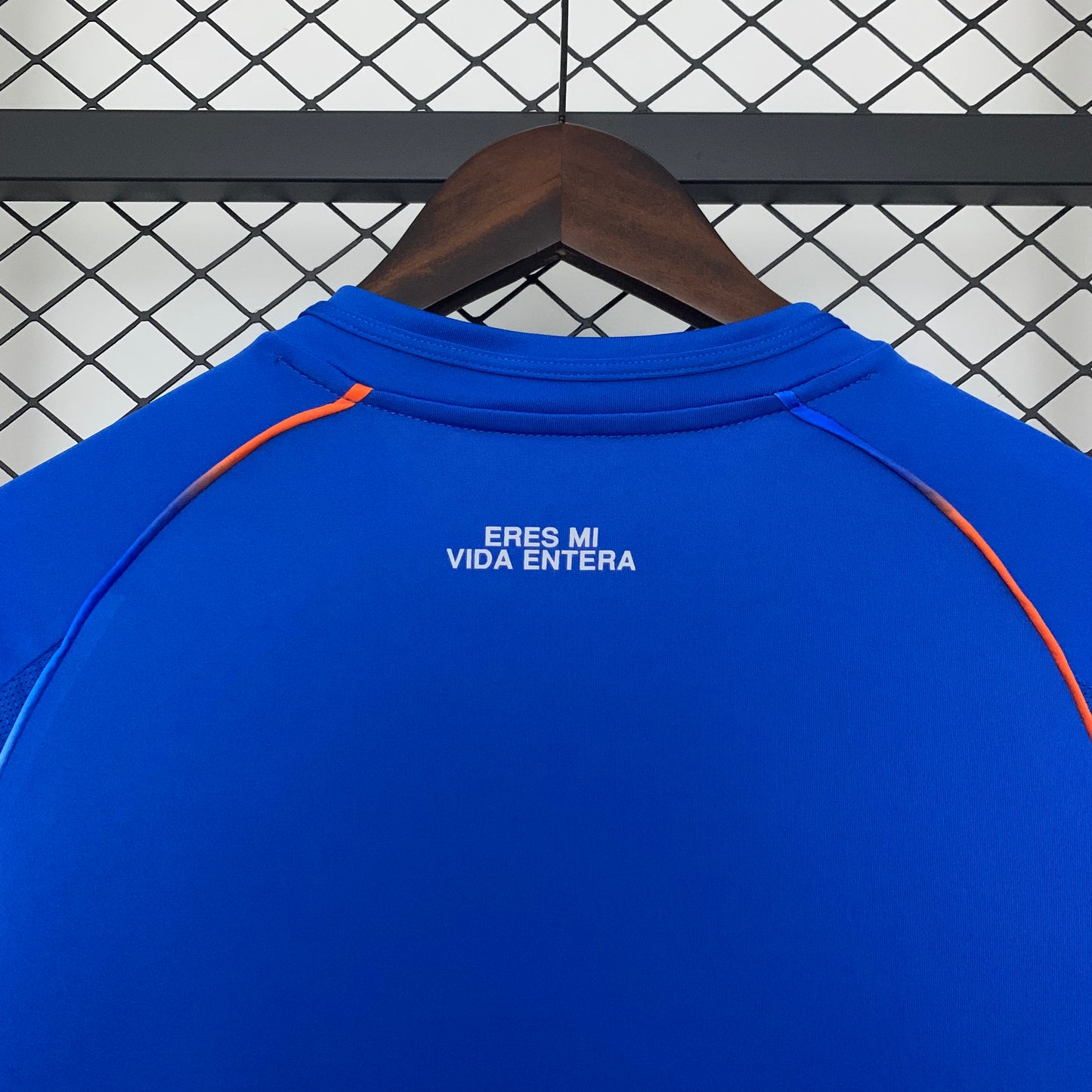 CAMISETA UNIVERSIDAD DE CHILE 2025/26 LOCAL HOMBRE (VERSIÓN FAN)
