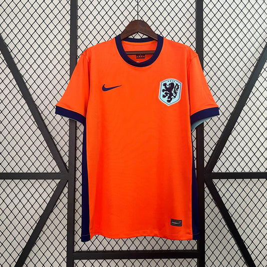 CAMISETA PAISES BAJOS 2024/25 LOCAL HOMBRE (VERSIÓN FAN)