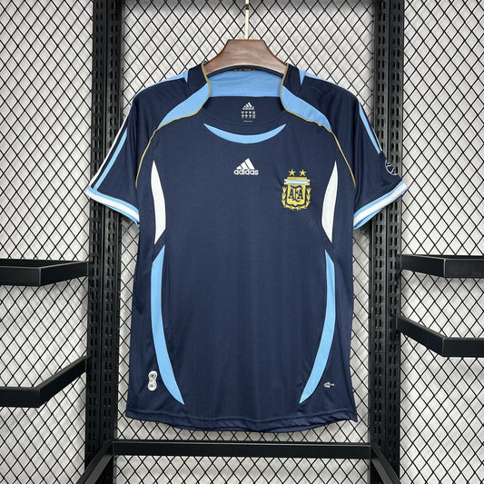 CAMISETA ARGENTINA 2006 RETRO VISITA HOMBRE (VERSIÓN FAN)