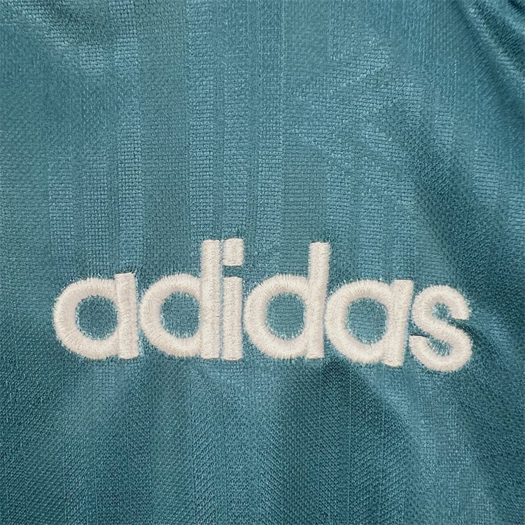 CAMISETA ALEMANIA 1996 RETRO VISITA HOMBRE (VERSIÓN FAN)