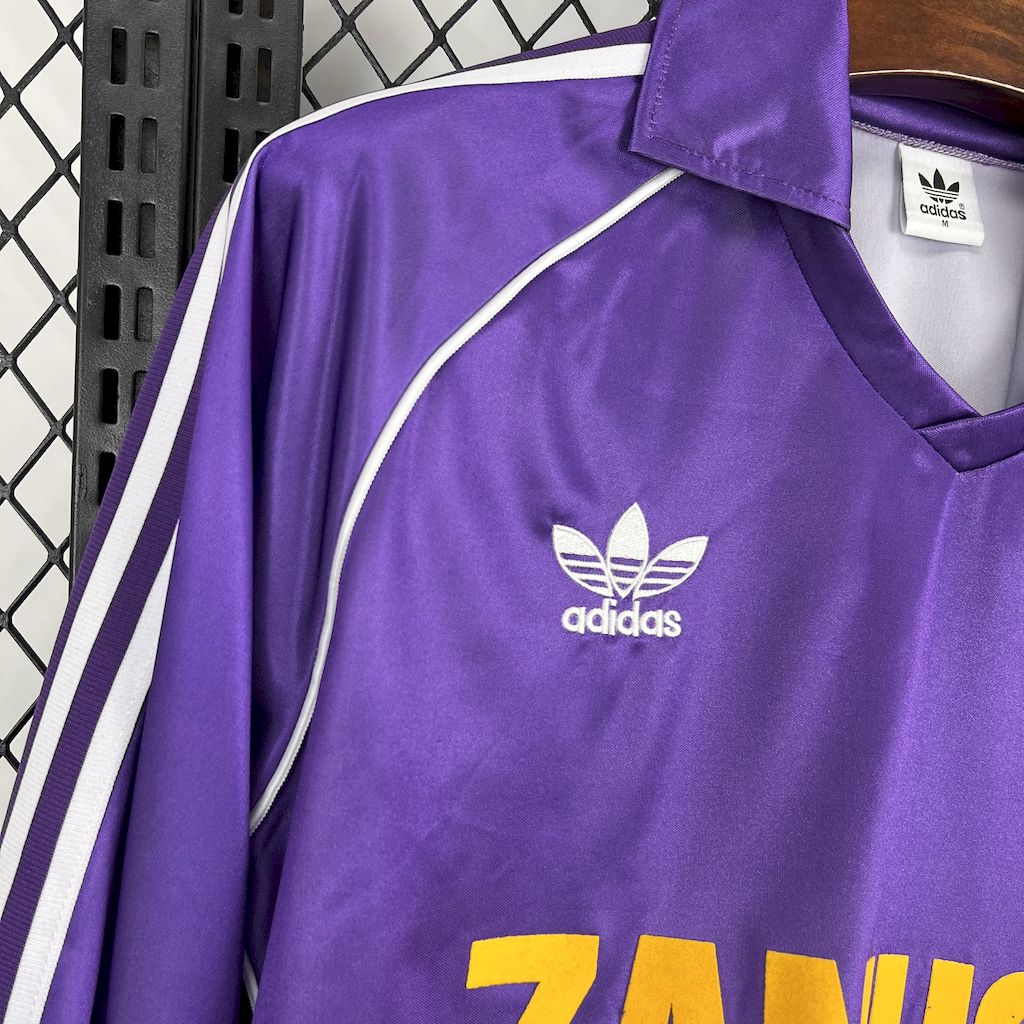 CAMISETA REAL MADRID 1984/85 RETRO VISITA HOMBRE MANGA LARGA (VERSIÓN FAN)