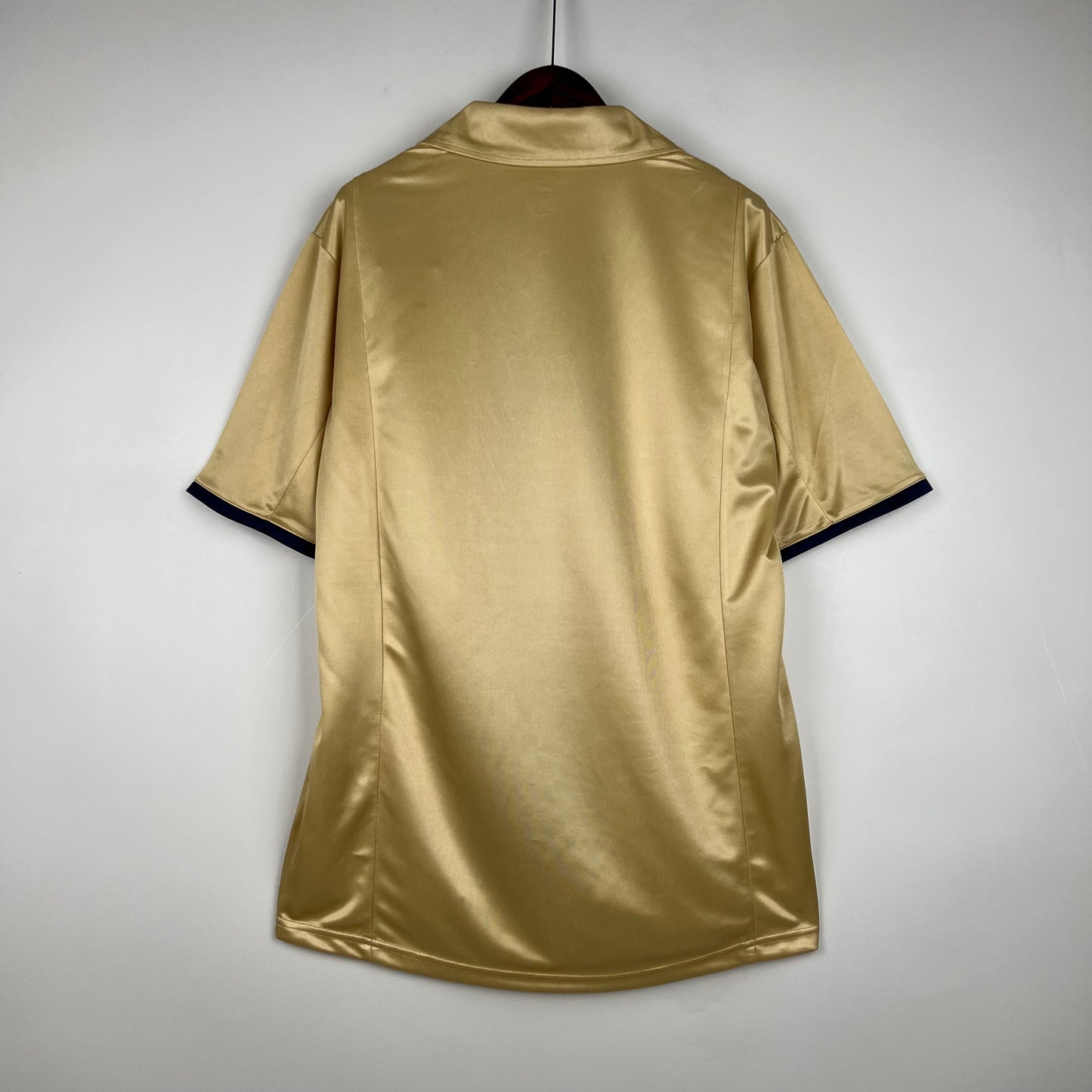 CAMISETA BARCELONA 2002/03 RETRO VISITA HOMBRE (VERSIÓN FAN)