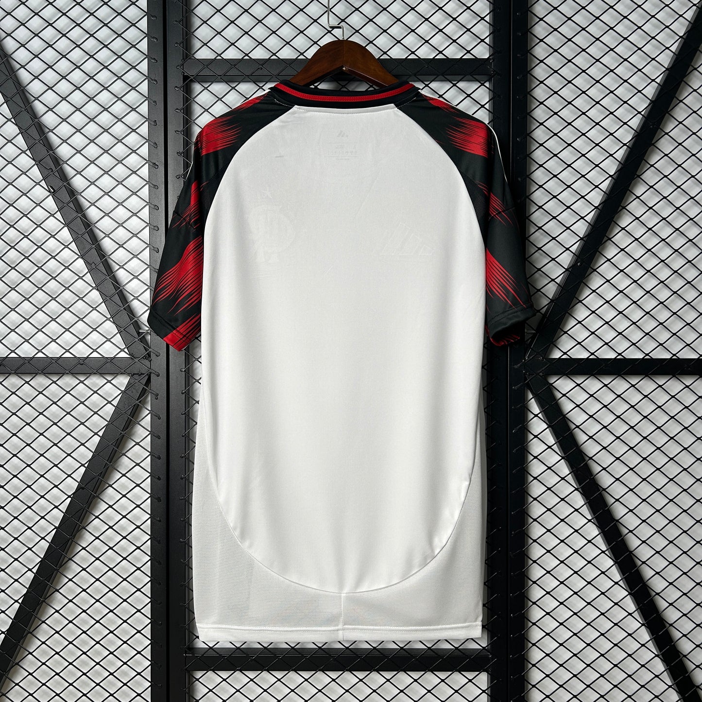 CAMISETA FLAMENGO 2025/26 visita HOMBRE (VERSIÓN FAN)