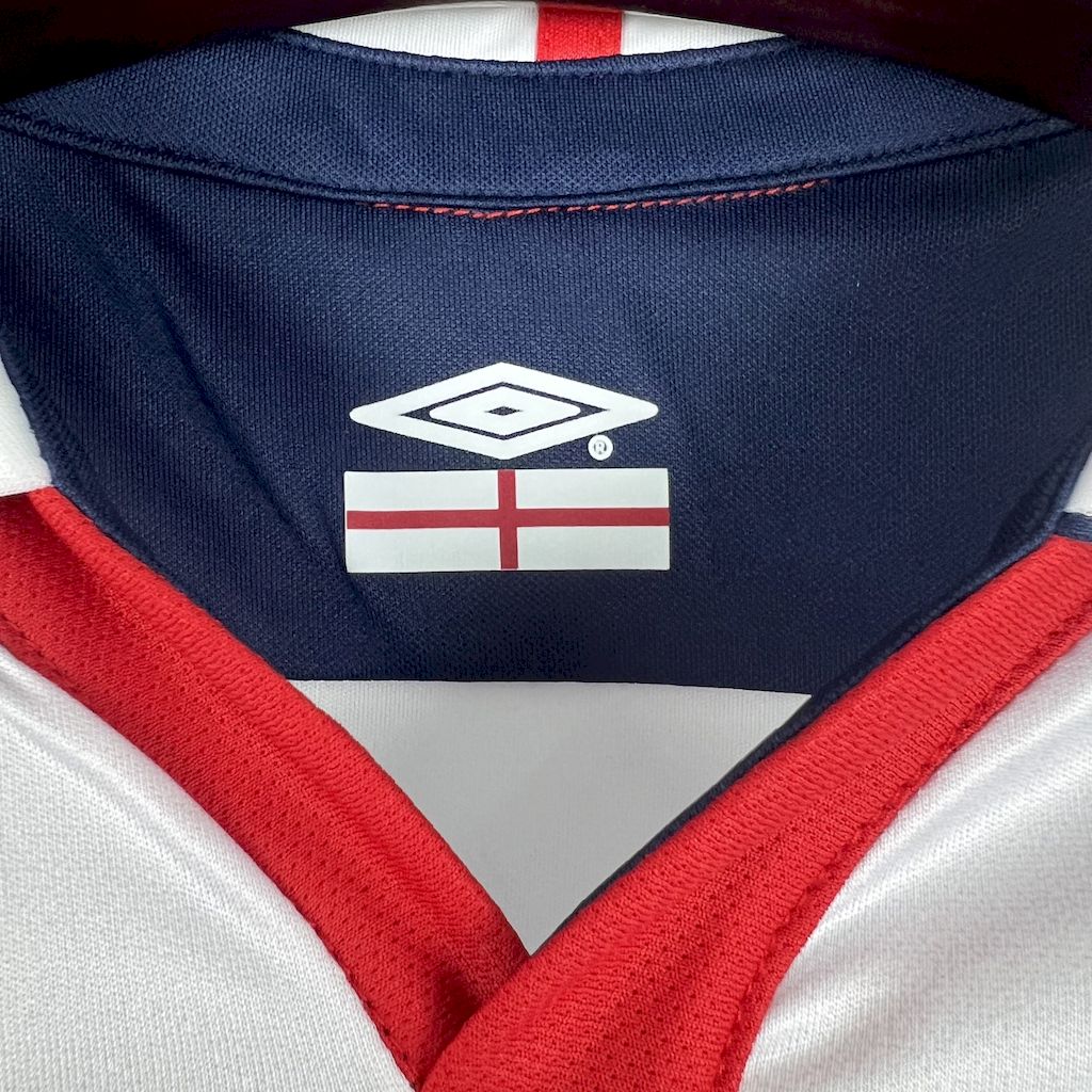 CAMISETA INGLATERRA 2004 RETRO LOCAL HOMBRE (VERSIÓN FAN)