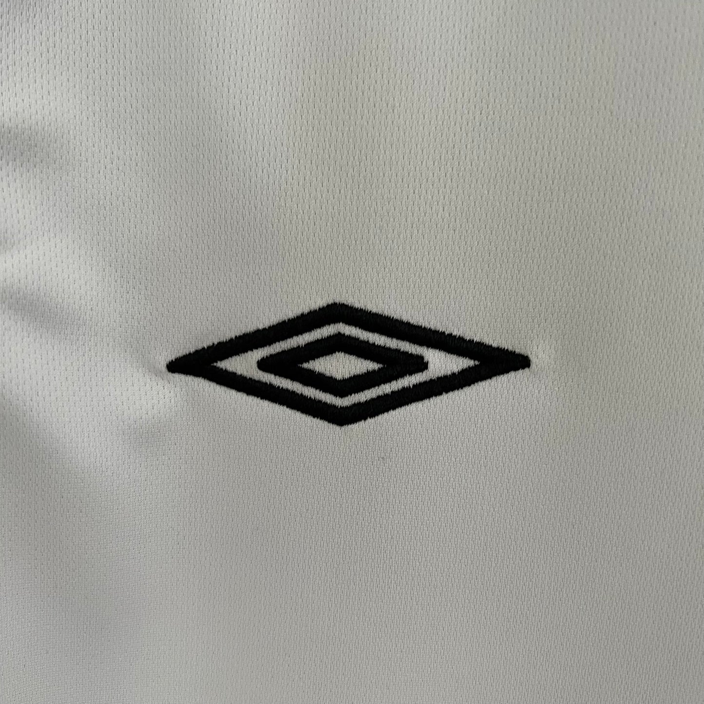 CAMISETA COLO COLO 2006 RETRO VISITA HOMBRE (VERSIÓN FAN)