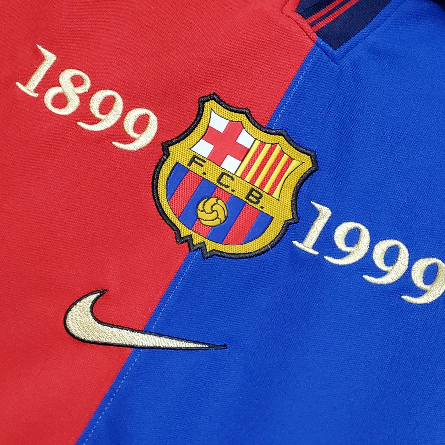 CAMISETA BARCELONA 1999 RETRO LOCAL HOMBRE (VERSIÓN FAN)