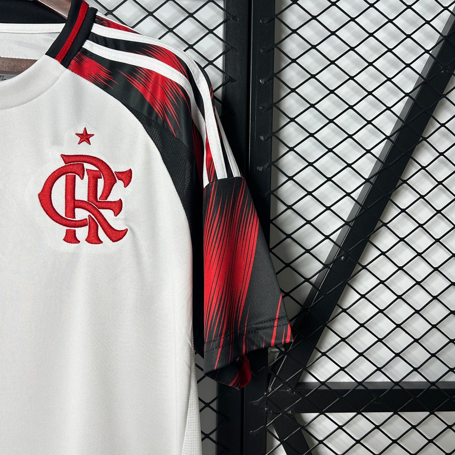 CAMISETA FLAMENGO 2025/26 visita HOMBRE (VERSIÓN FAN)