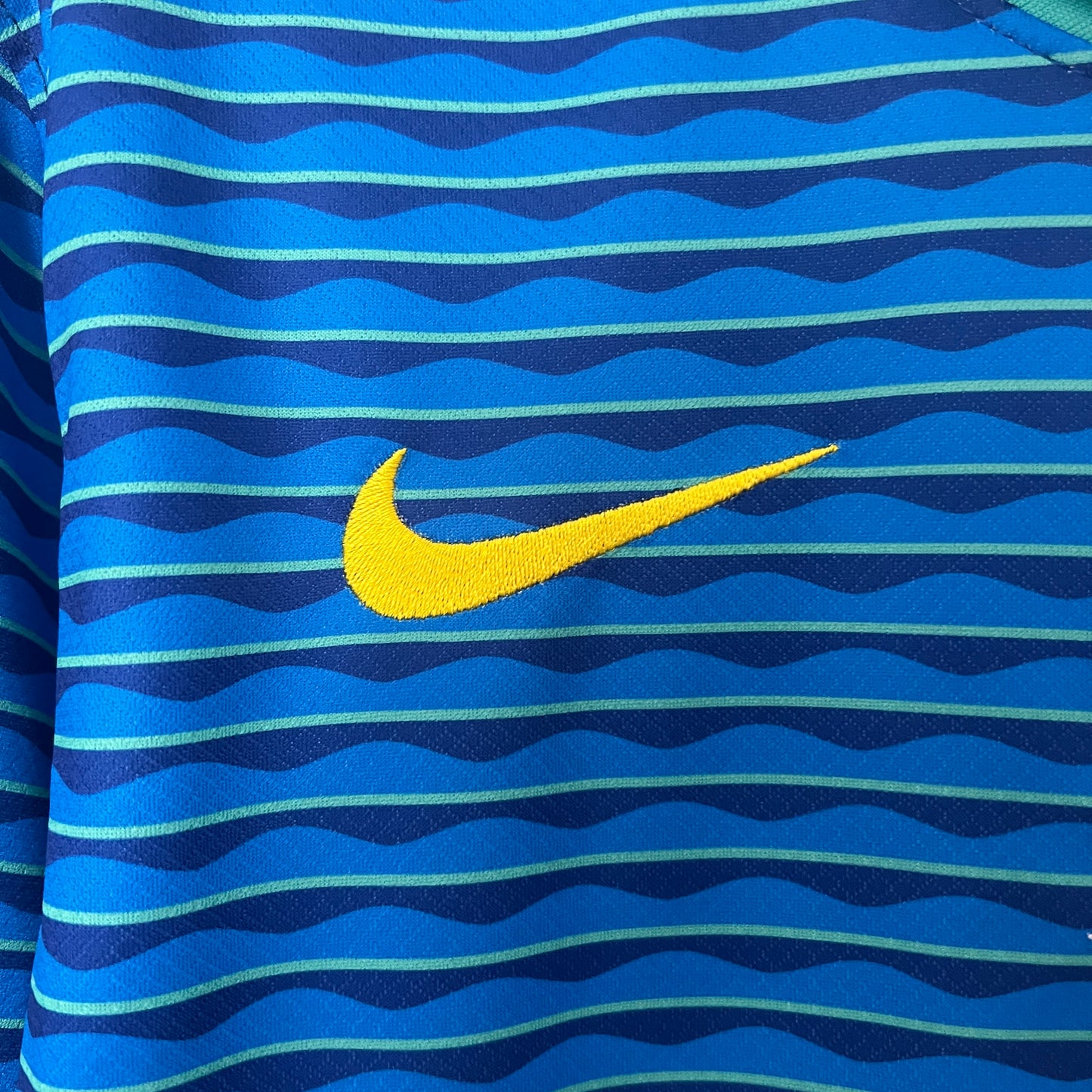 CAMISETA BRASIL 2024 LOCAL HOMBRE (VERSIÓN FAN)