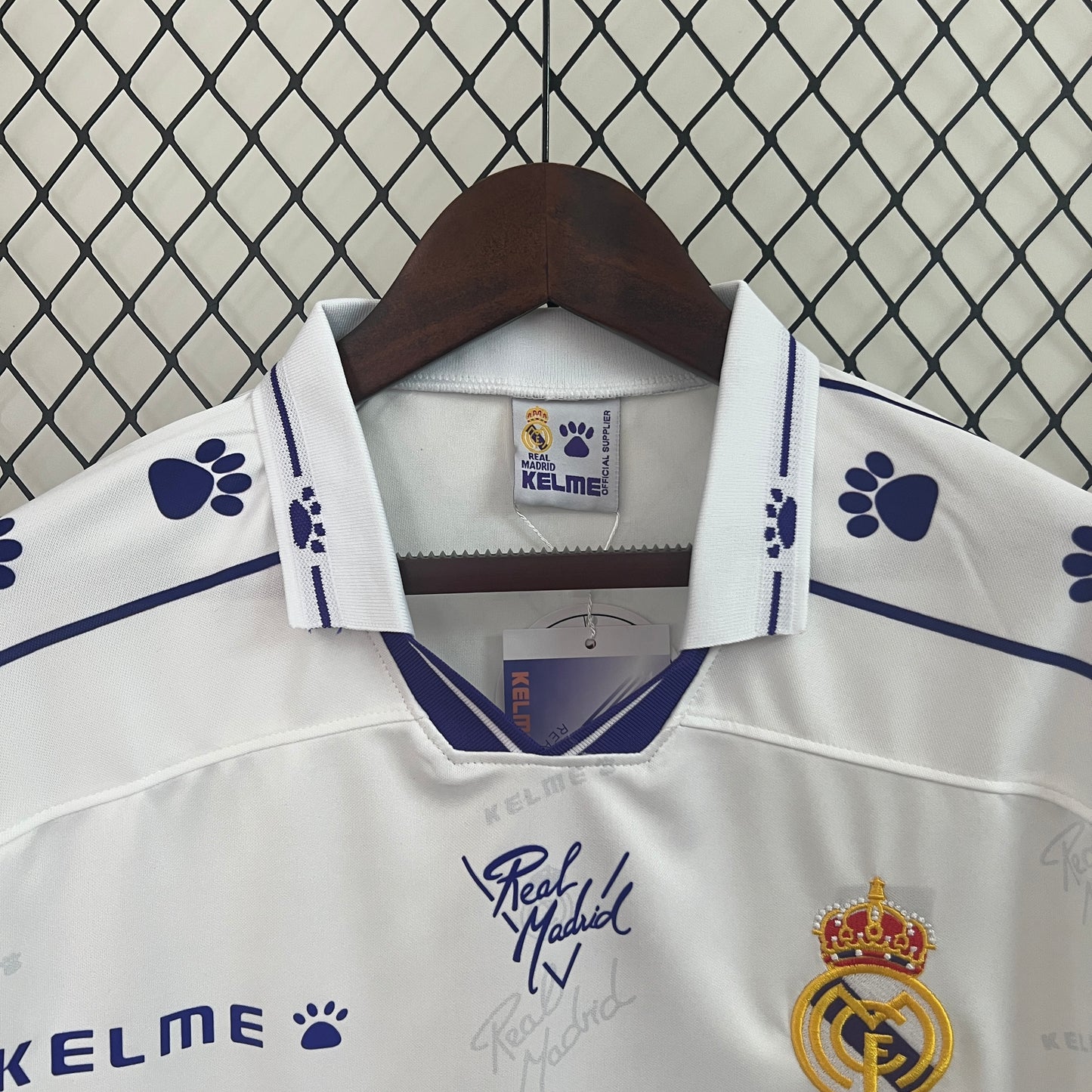 CAMISETA REAL MADRID 1994/96 RETRO LOCAL HOMBRE MANGA LARGA (VERSIÓN FAN)