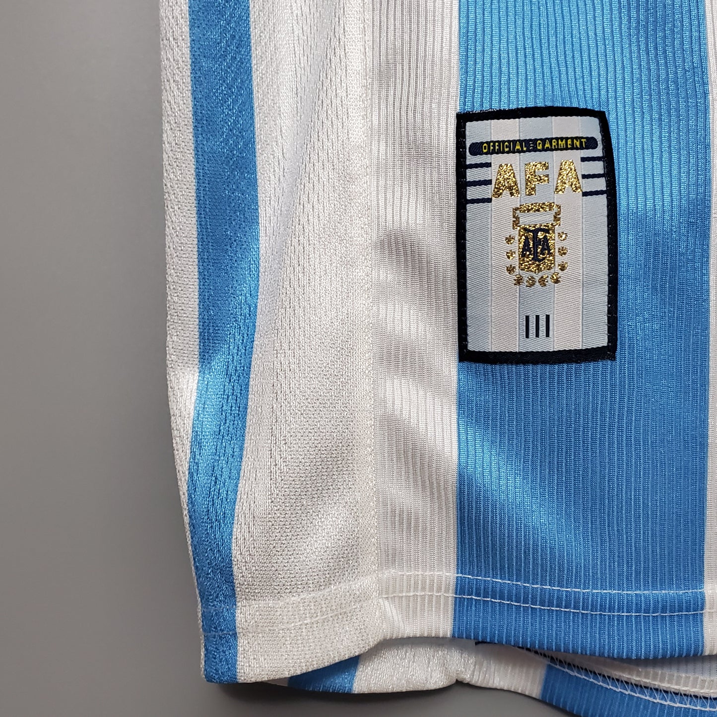 CAMISETA ARGENTINA 1998 RETRO LOCAL HOMBRE (VERSIÓN FAN)