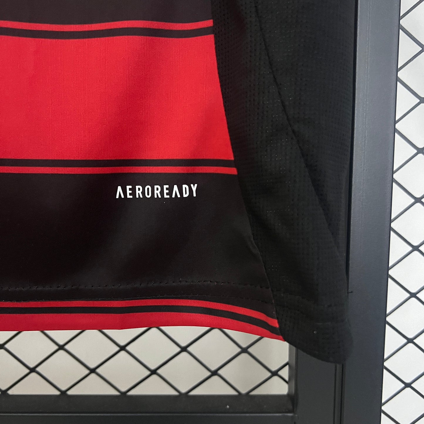 CAMISETA FLAMENGO 2025/26 LOCAL HOMBRE (VERSIÓN FAN)