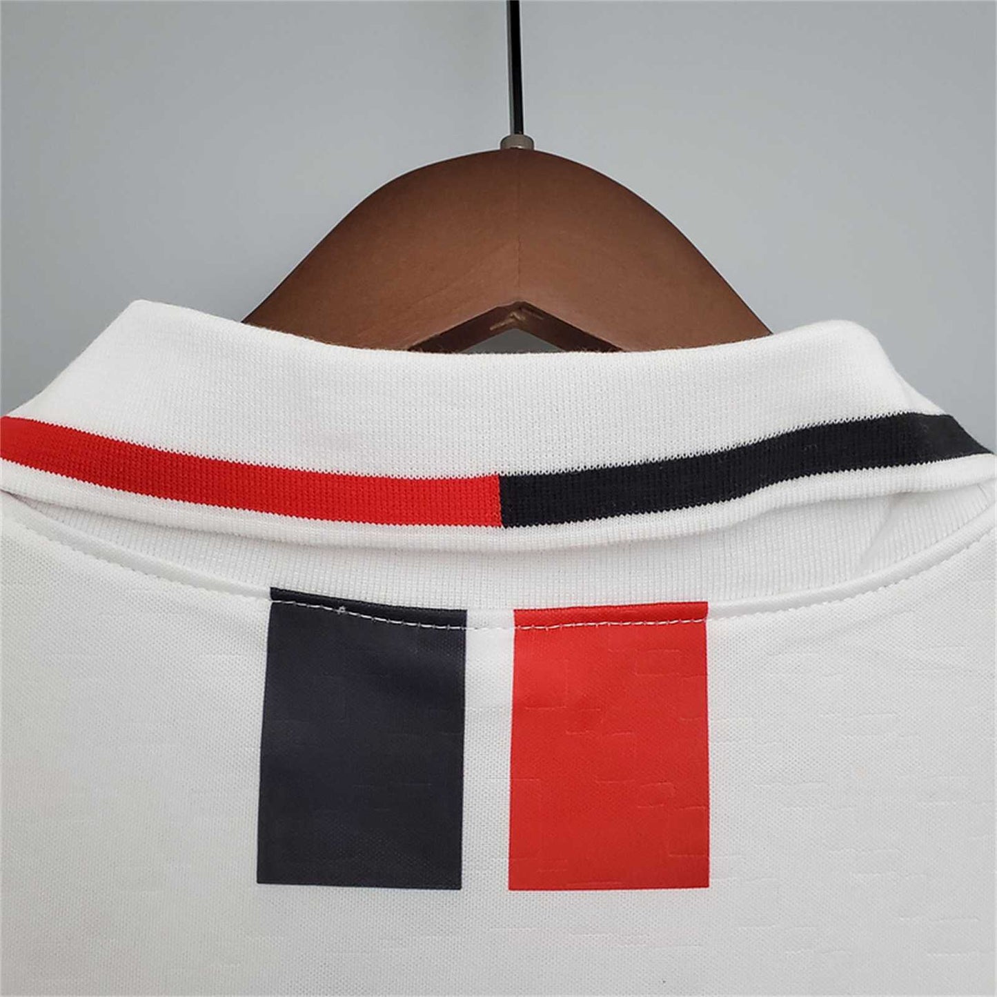 CAMISETA MILAN 1995/97 RETRO VISITA HOMBRE (VERSIÓN FAN)
