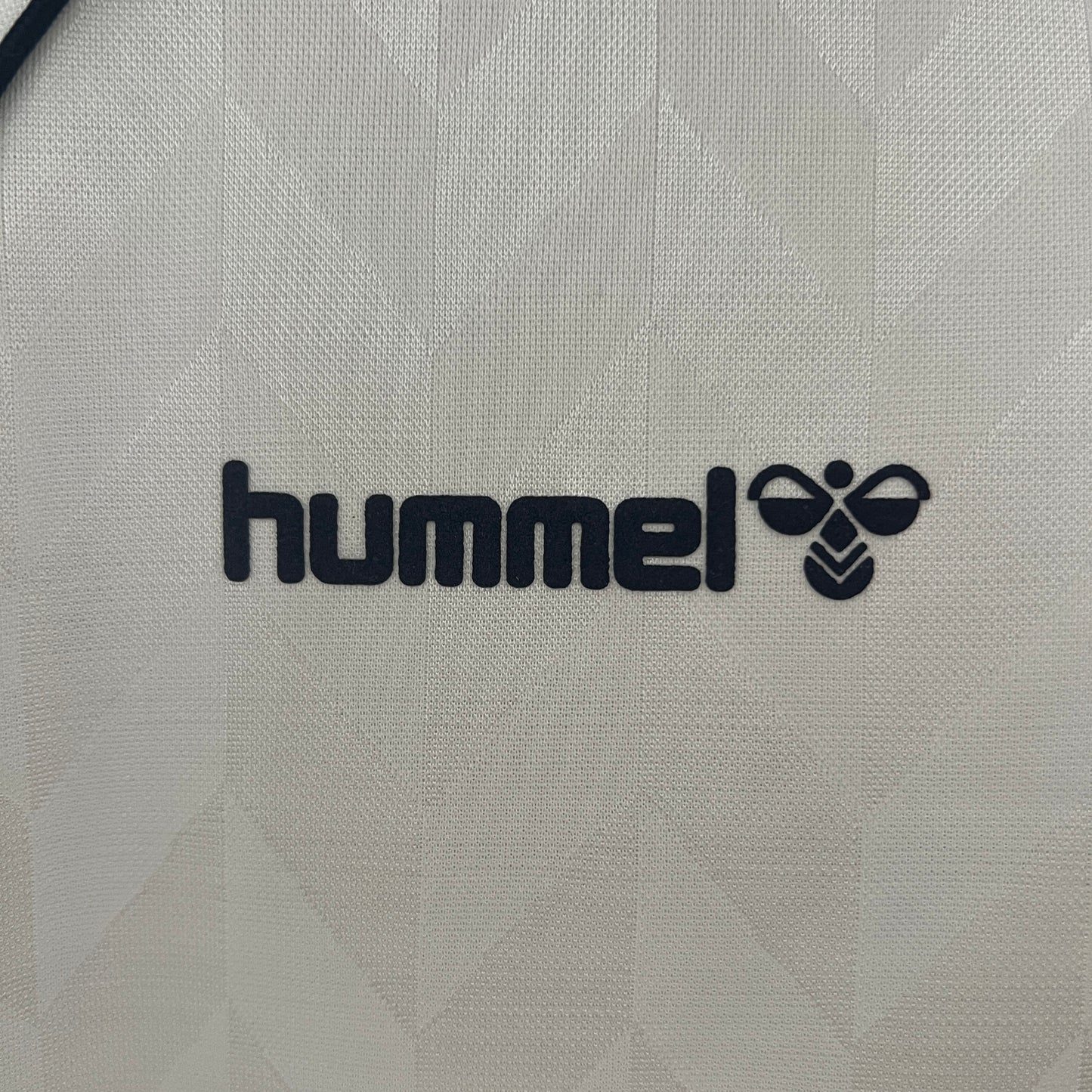 CAMISETA TOTTENHAM 1987/89 RETRO VISITA HOMBRE (VERSIÓN FAN)