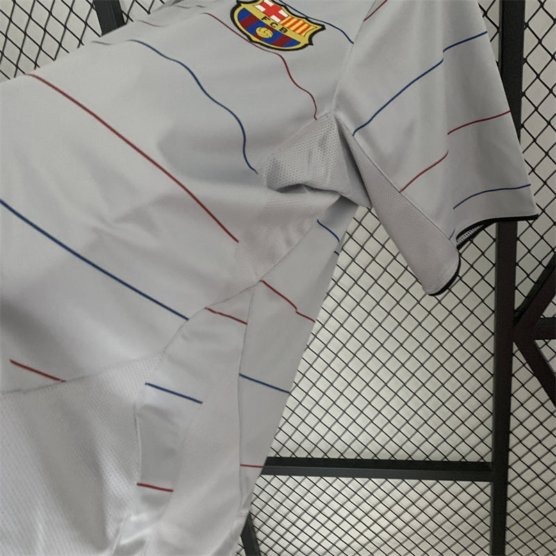 CAMISETA BARCELONA 2003/04 RETRO VISITA HOMBRE (VERSIÓN FAN)