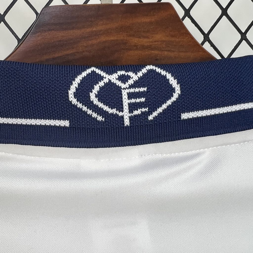 CAMISETA REAL MADRID 2000/01 RETRO LOCAL HOMBRE (VERSIÓN FAN)