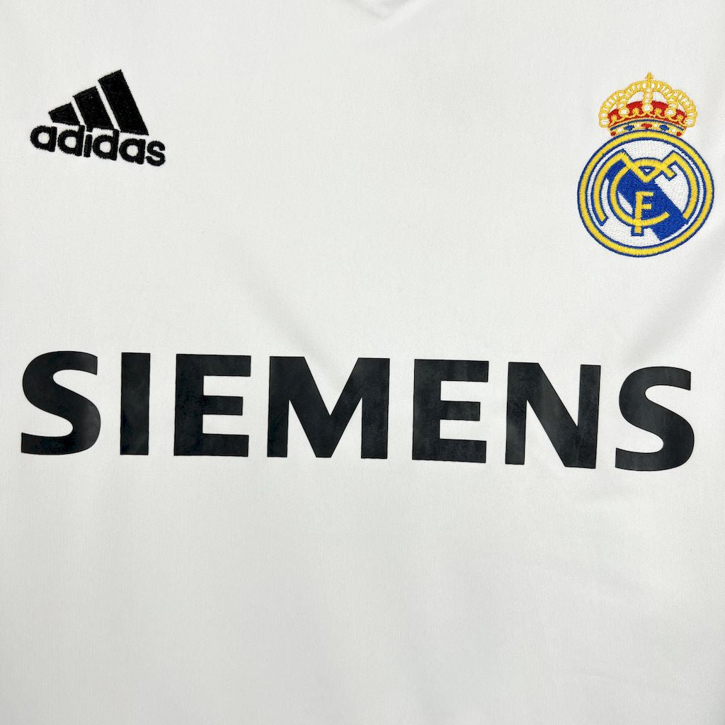 CAMISETA REAL MADRID 2005/06 RETRO LOCAL HOMBRE (VERSIÓN FAN)