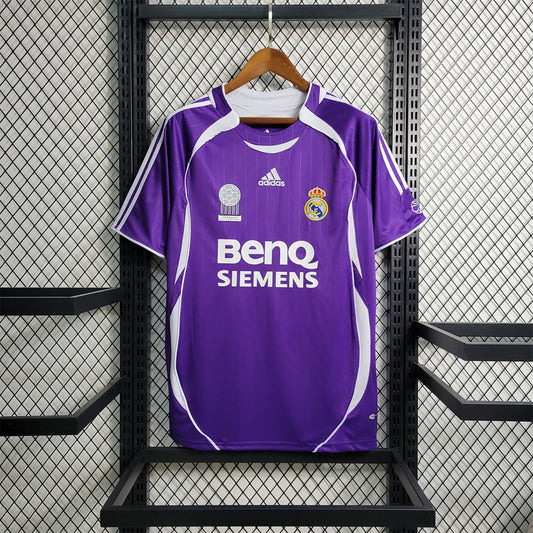 CAMISETA REAL MADRID 2006/07 RETRO VISITA HOMBRE (VERSIÓN FAN)