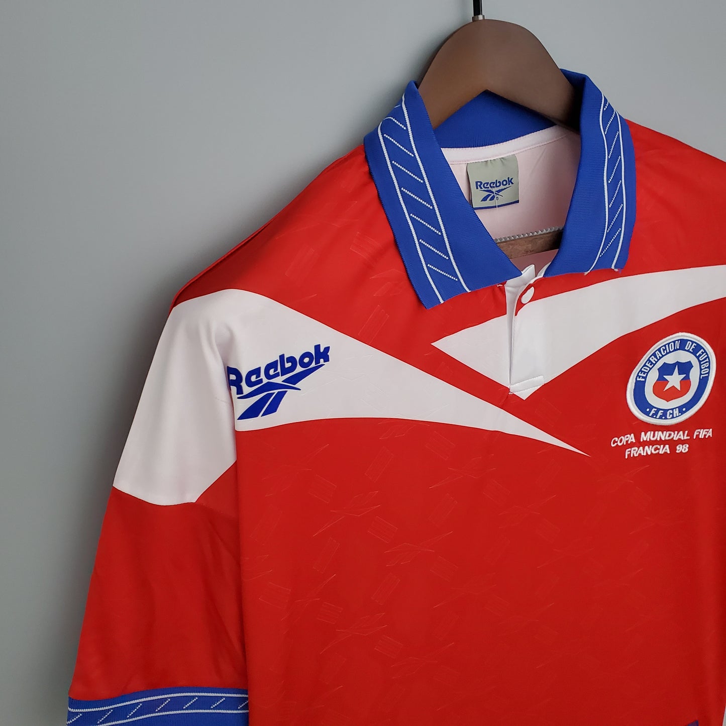 CAMISETA CHILE 1998 RETRO LOCAL HOMBRE (VERSIÓN FAN)